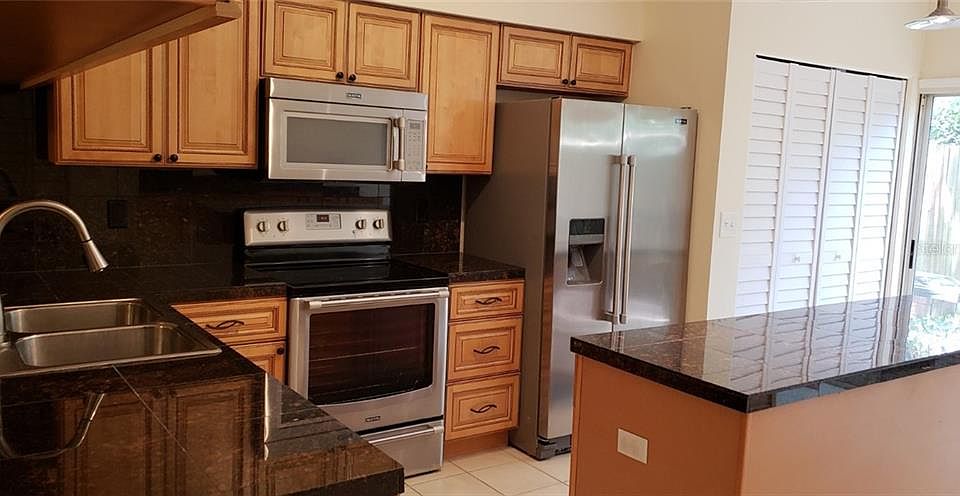 1st image of 292 Winchester Way