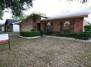 2818 Santa Rita Dr, Grand Prairie, TX 75052