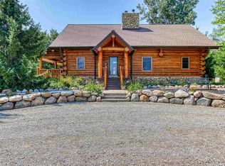 211 Pine River Rd, Kimball, MI 48074