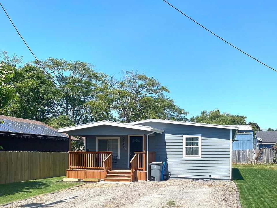 2nd image of 2444 Roy Ave