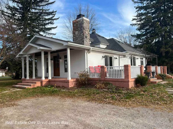 18635 Dice Rd, Merrill, MI 48637