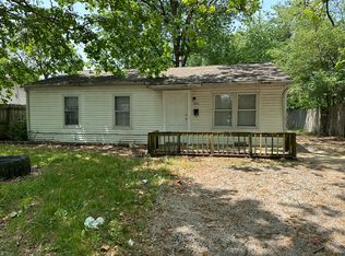 1921 Pope Ave, Springfield, IL 62703