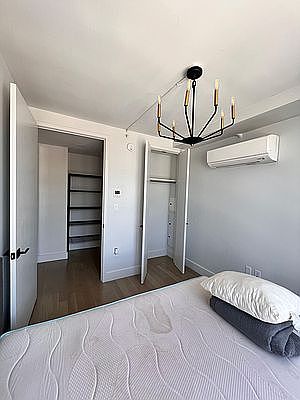 3rd image of 2706 Snyder Ave #401