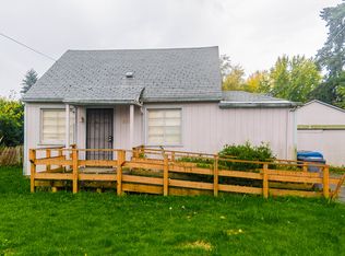 3680 Blossom Dr NE, Salem, OR 97305