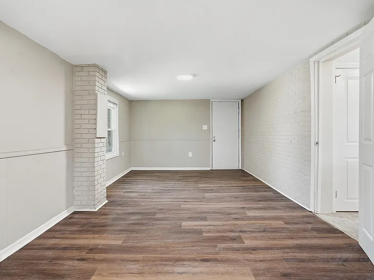 624 Elm Dr — Photo 21