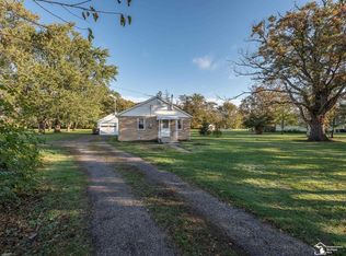1929 Fix Rd, Monroe, MI 48162