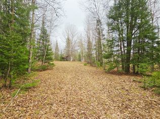 853 Calderwood Rd, Trout Creek, MI 49967