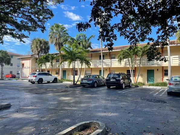 3276 NW 102nd Ter #201, Pompano Beach, FL 33065