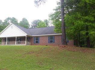 2608 18th Pl, Valley, AL 36854