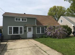 68 Homes Park Ave, Iselin, NJ 08830