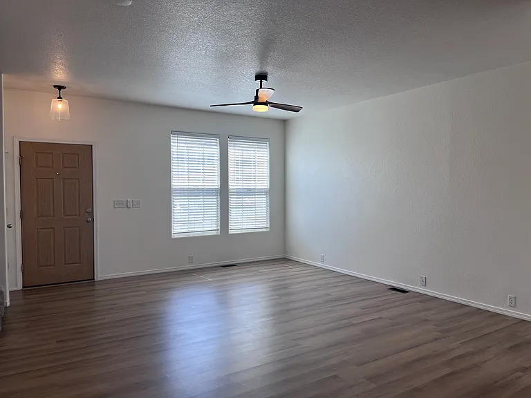 7350 Countryside Grv — Photo 5