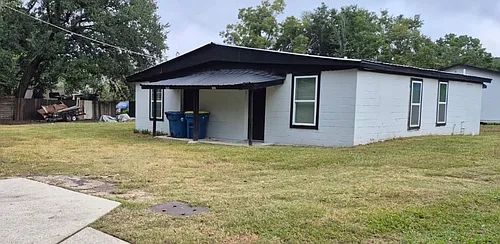 2185 Benedict Rd Photo 1