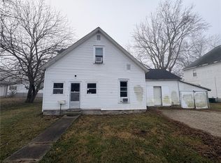 223 W Montgomery St, Niantic, IL 62551