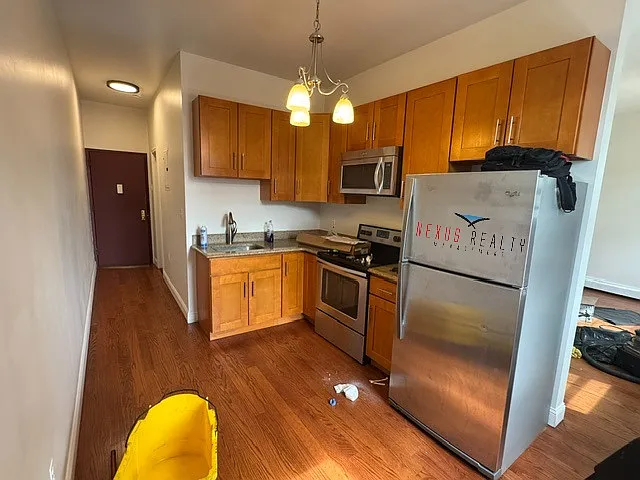 14-32 College Point Blvd #1B