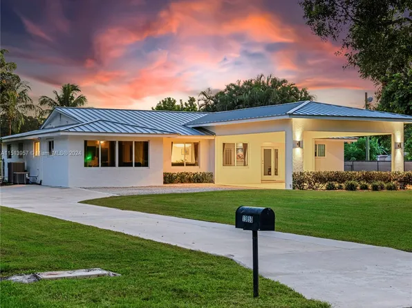 13850 SW 18th Ct, Davie, FL 33325