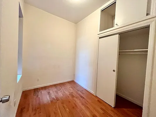 Rented by KNOCKKNOCK LLC | media 4