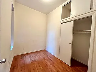 Rented by KNOCKKNOCK LLC