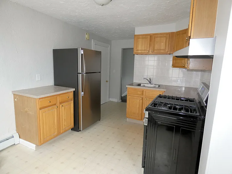 7 Greenwood St #6 — Photo 3