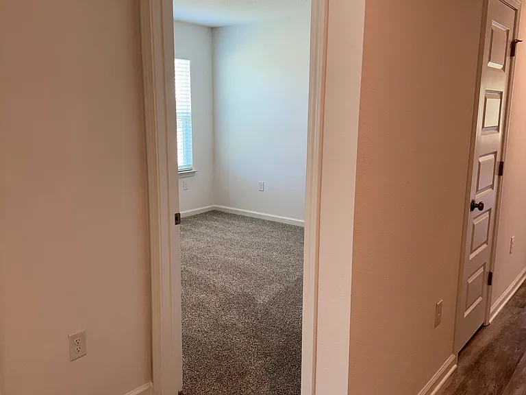 58 Sawbrier St — Photo 13