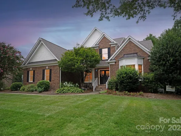 3009 Groves Edge Ln, Waxhaw, NC 28173