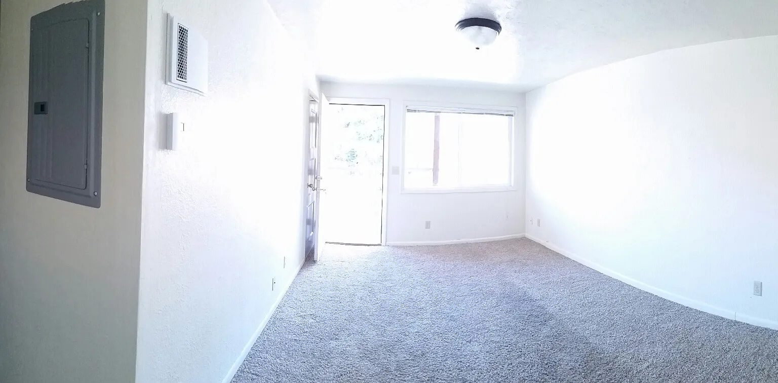 2 bed, 1100 sqft, $1,400 — Photo 4