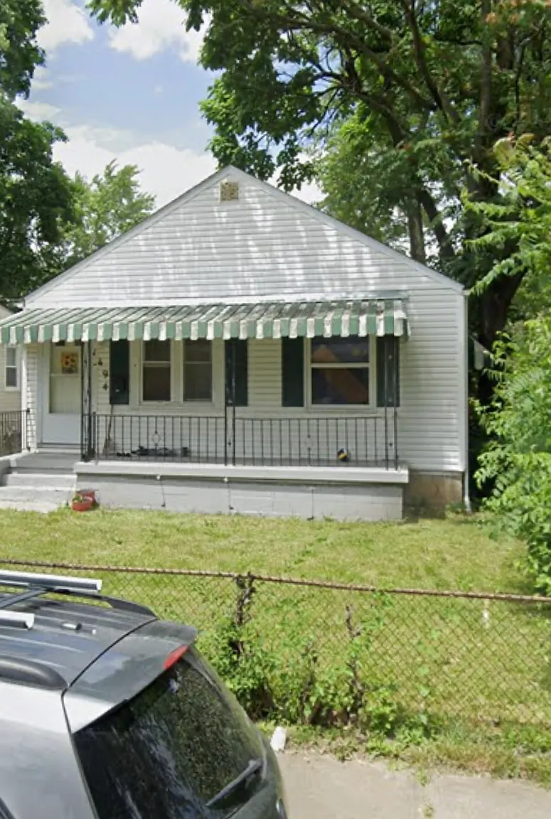 2 bed, 750 sqft, $1,250 — Photo 1