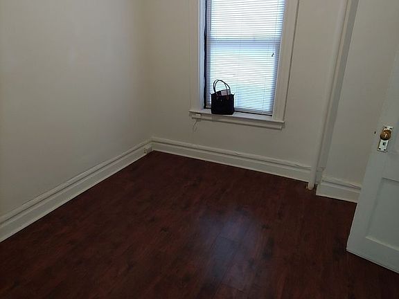 4th image of 3244 30th St APT B2
