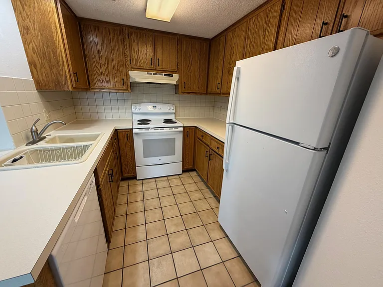 316 Becker Ave SW #42 — Photo 16