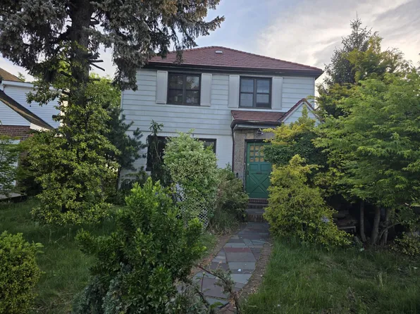 76-62 174th Street UNIT SINGLE FAMILY, Fresh Meadows, NY 11366