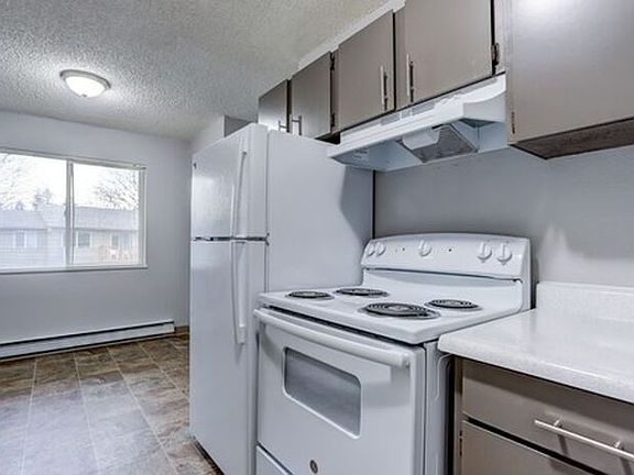 2nd image of 2646 SE 160th Ave