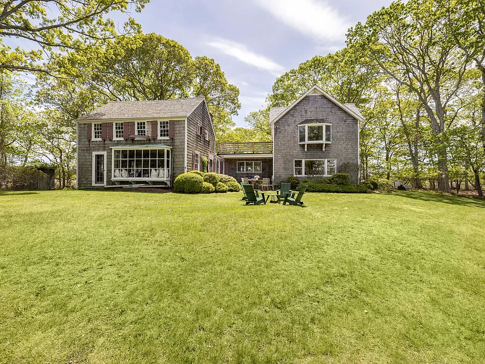245 Old Stone Hwy