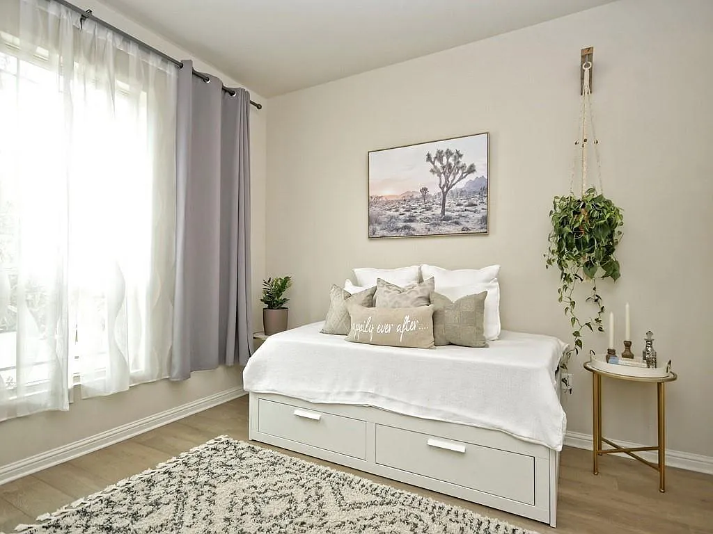 3 bed, 3.0 bath, 1971 sqft, $2,950 — Photo 4
