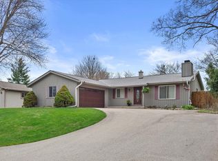 5015 Campfire Ln, Racine, WI 53406