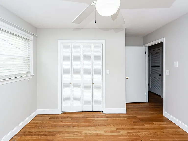 838 Fred St — Photo 34