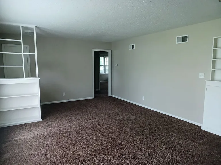 1111 N Roosevelt St — Photo 4