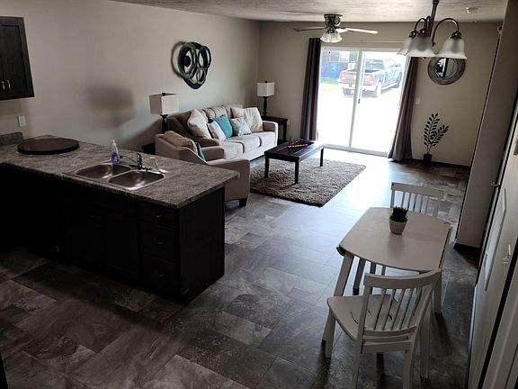 3rd image of 303 Tigerway Pl #101