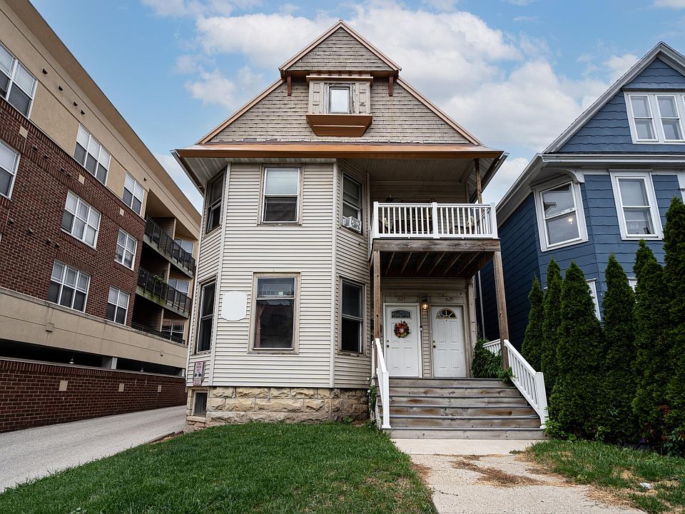 1st image of 1627 N Farwell Ave #A