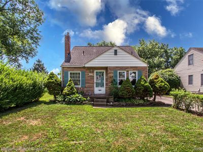 445 Lakeside Dr, Waterford, MI, 48328