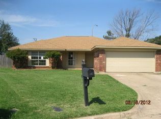 2712 Casa Blanca Ct S, Arlington, TX 76015