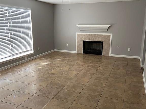 5th image of 18107 Flower Grove Ct