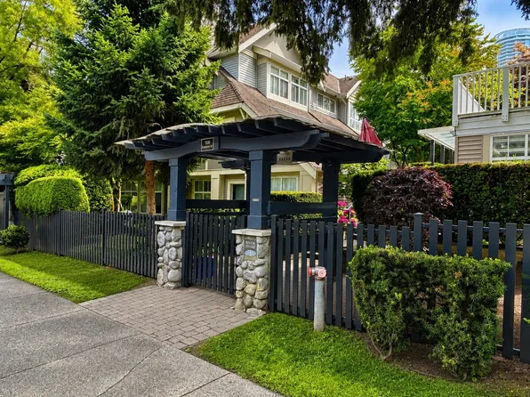 7128 Stride Ave #29, Burnaby, BC V3N 1T5