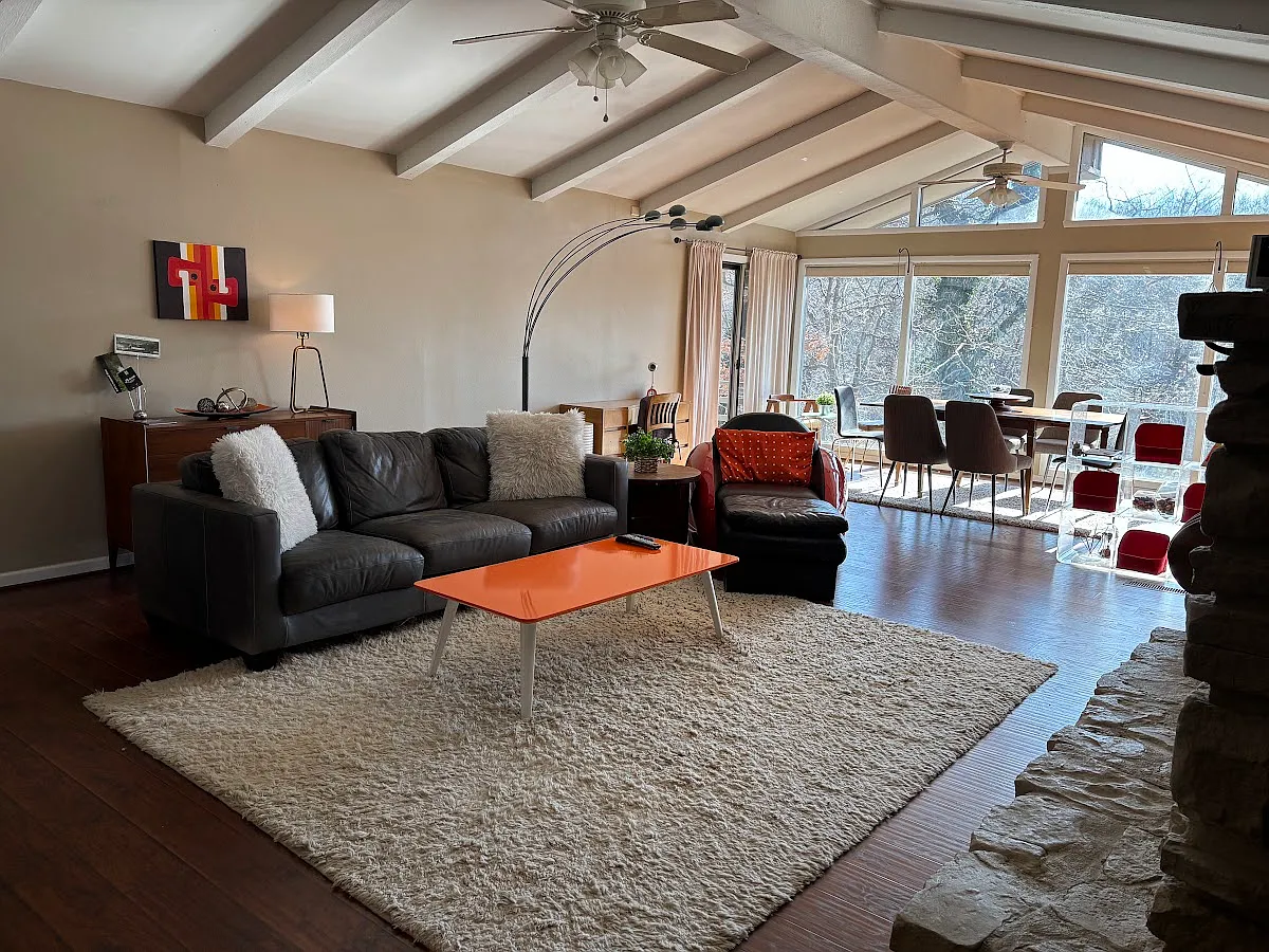 15 Brompton Dr — Photo 1