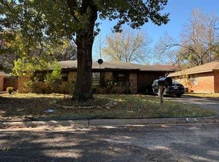 900 N 23 1/2 St, Corsicana, TX 75110