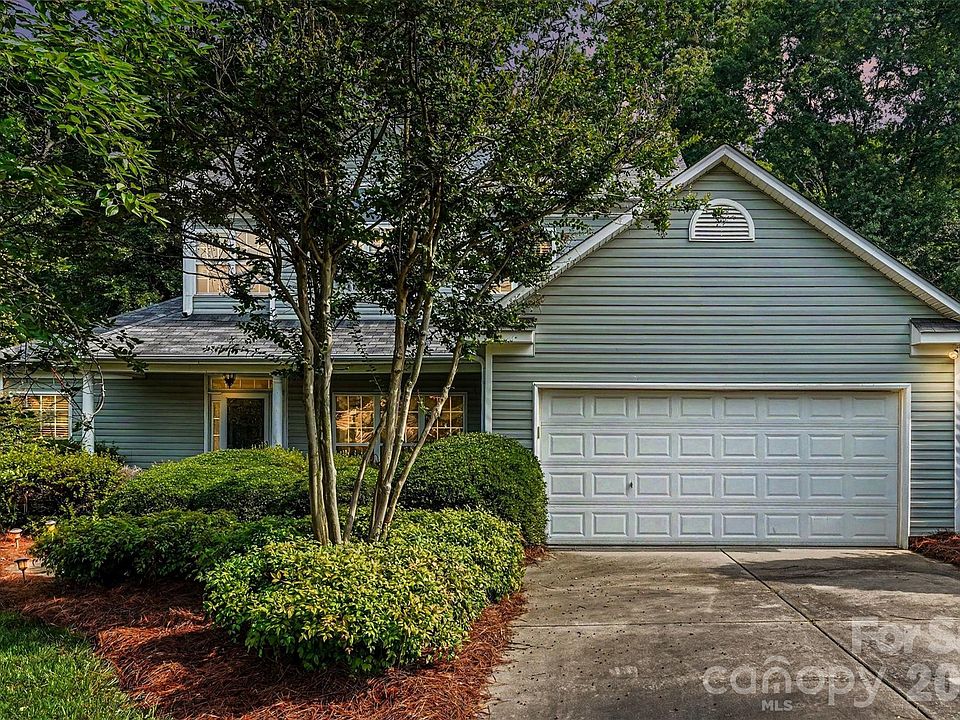 1st image of 3365 Garrett Dr SW