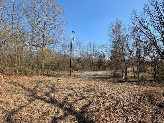 4th image of 2099 Highway 319 W