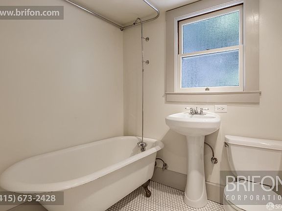 4th image of 1461 Hyde St