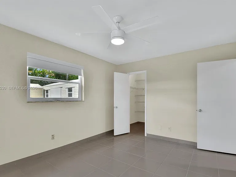 2480 Windsor Rd — Photo 45