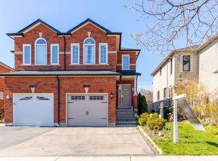 3158 Clayhill Rd, Mississauga, ON L5B4H6