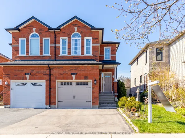 3158 Clayhill Rd, Mississauga, ON L5B 4H6