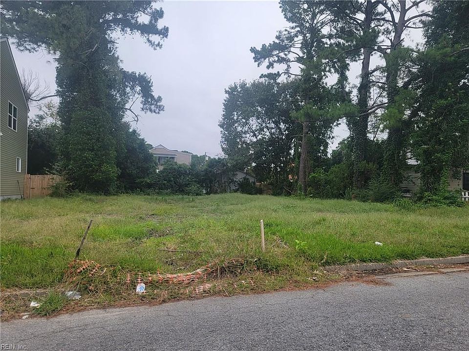 1st image of 1020 Fayette St